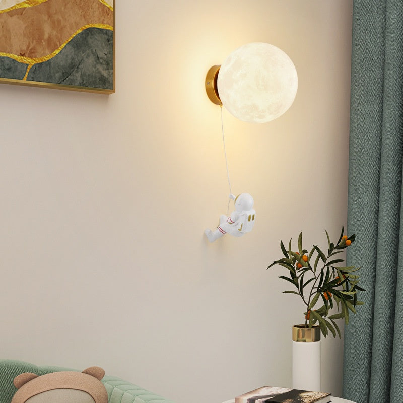 Freyza | Applique murale intérieure blanche en résine – Chambre et salon modernes