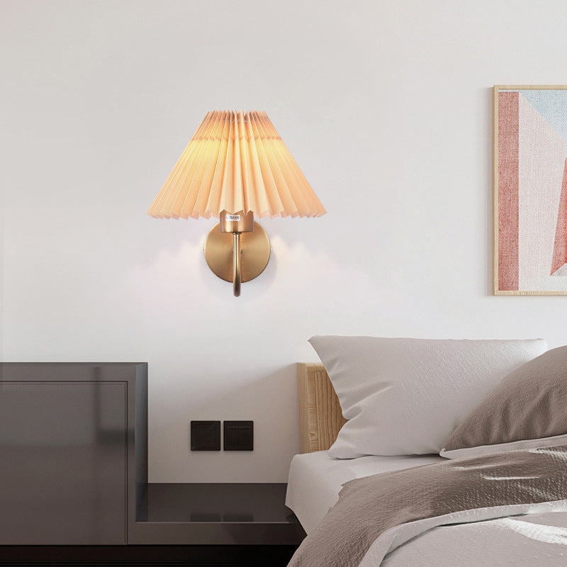 Freyza | Applique murale intérieure noire en laiton – chambre et salon nordiques