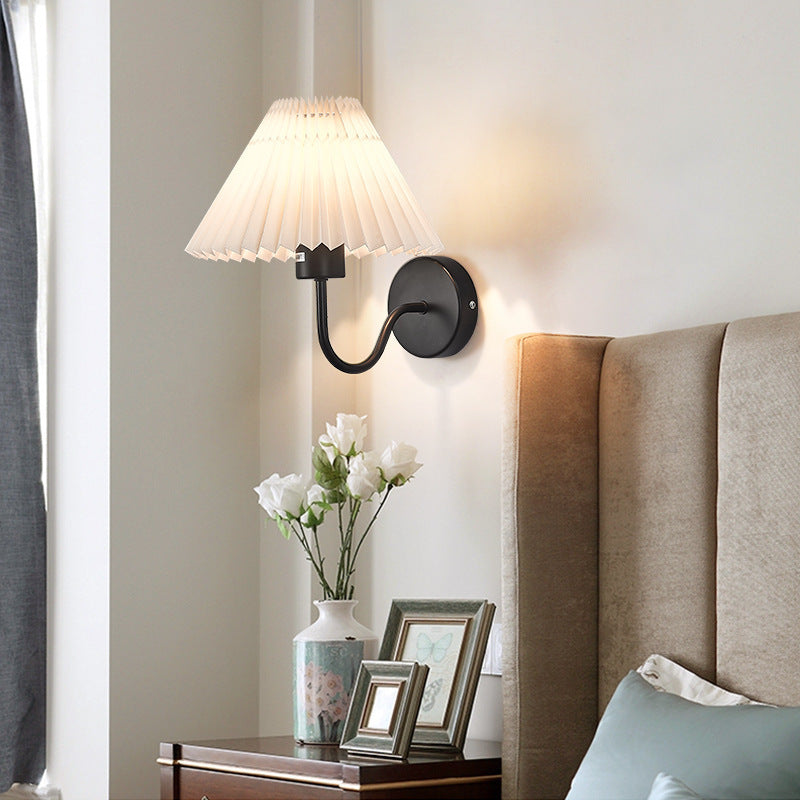 Freyza | Applique murale intérieure noire en laiton – chambre et salon nordiques