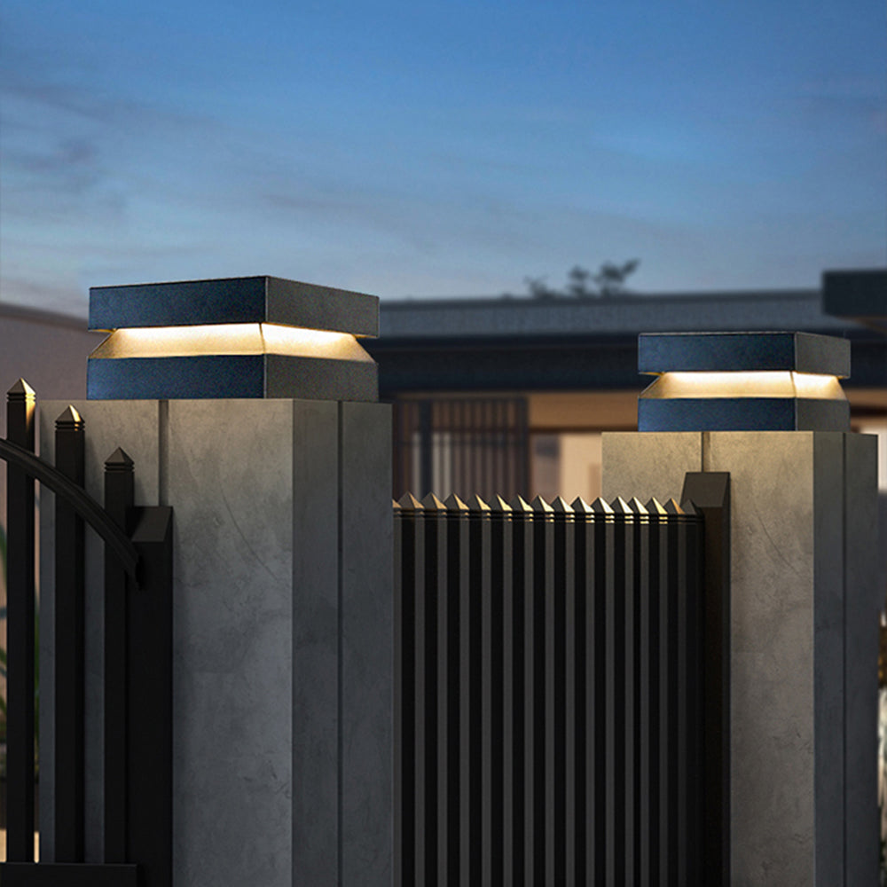 Freyza | Axion moderne konkave schwarze Außenleuchte – moderner Garten- und Terrassenbereich