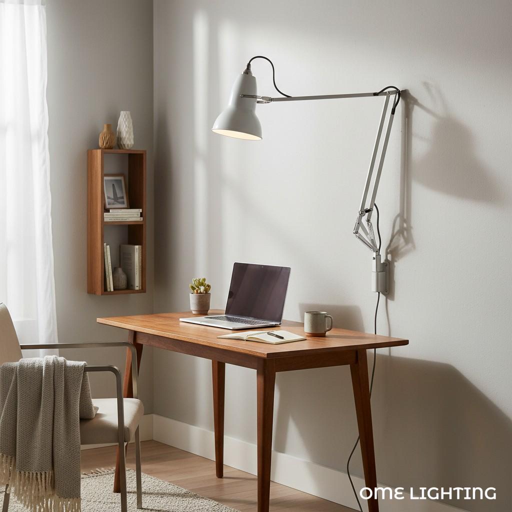Freyza | Brass Wall Light – Bedroom Hallway