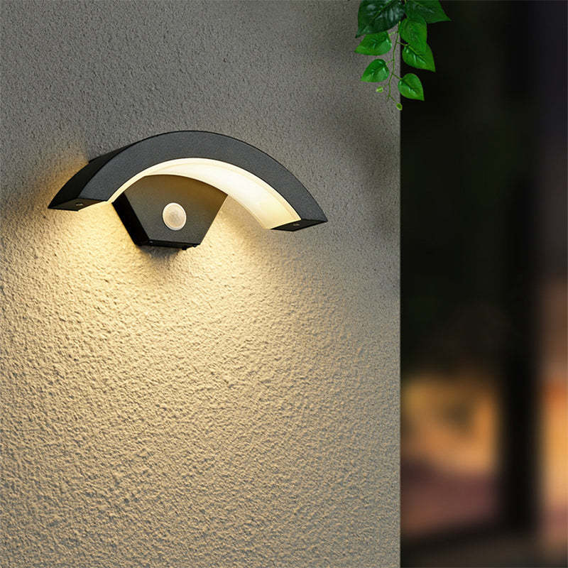 Freyza | Elvon Nordic Arc Black Outdoor Wall Light – Nordic Garden Porch Exterior