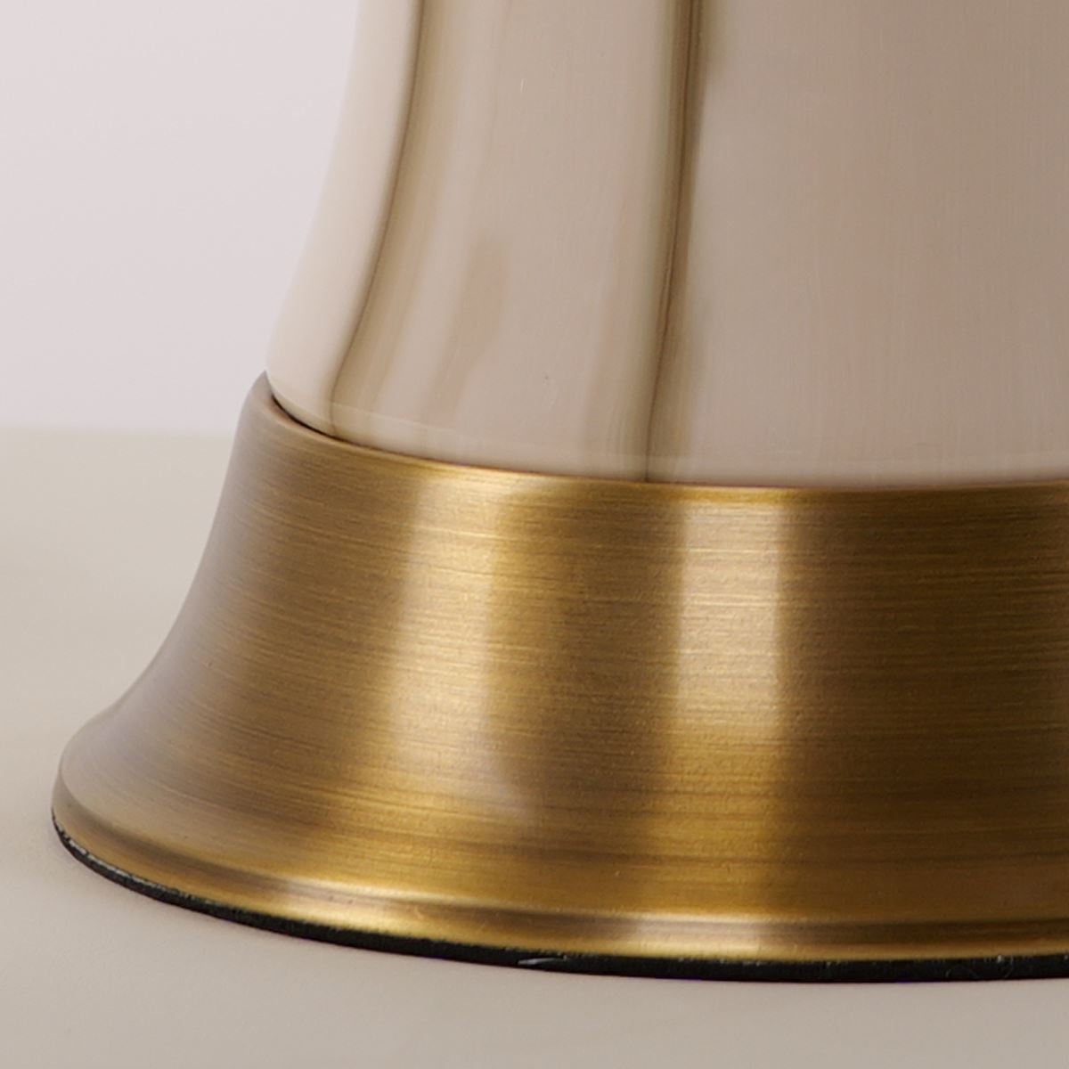 Ceramica | Elegant Black Gold Gradient Vase Table Lamp 10