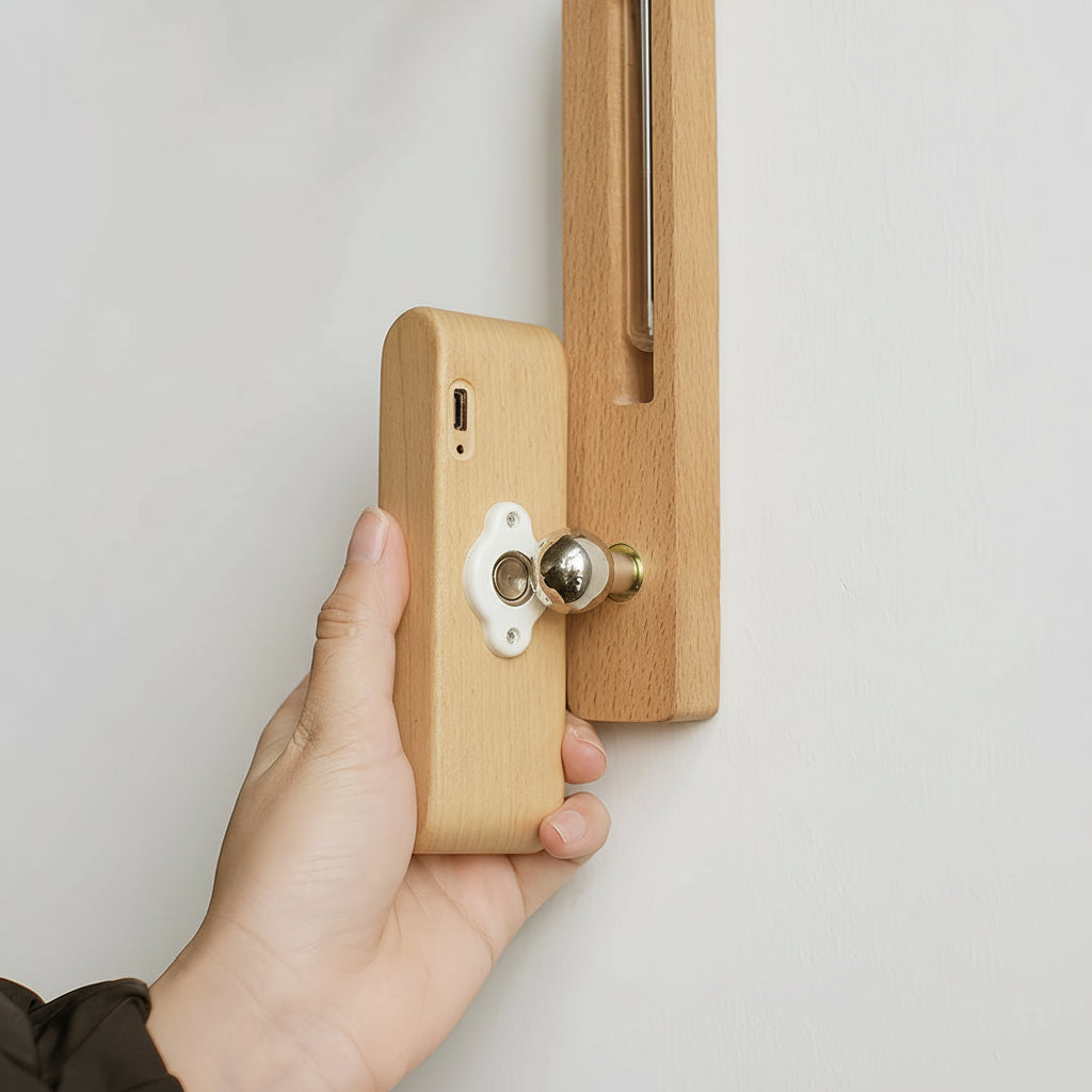 Freyza - LED Wall Sconce Light – Minimalist Wooden Magnetic USB Rechargeable (12x4cm / 4.7x1.5in)