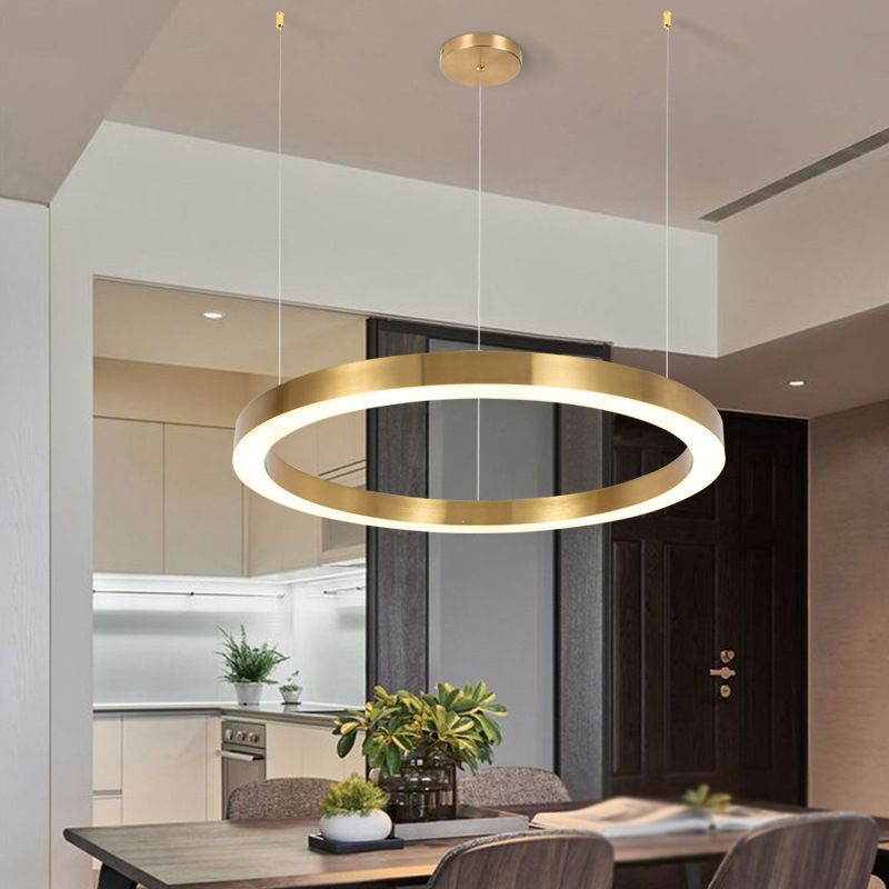 Freyza | Suspension dorée – Cuisine moderne et salle à manger