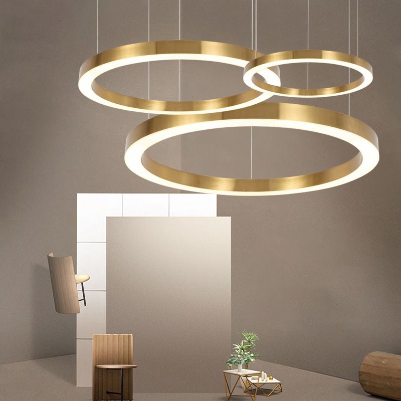 Freyza | Suspension dorée – Cuisine moderne et salle à manger