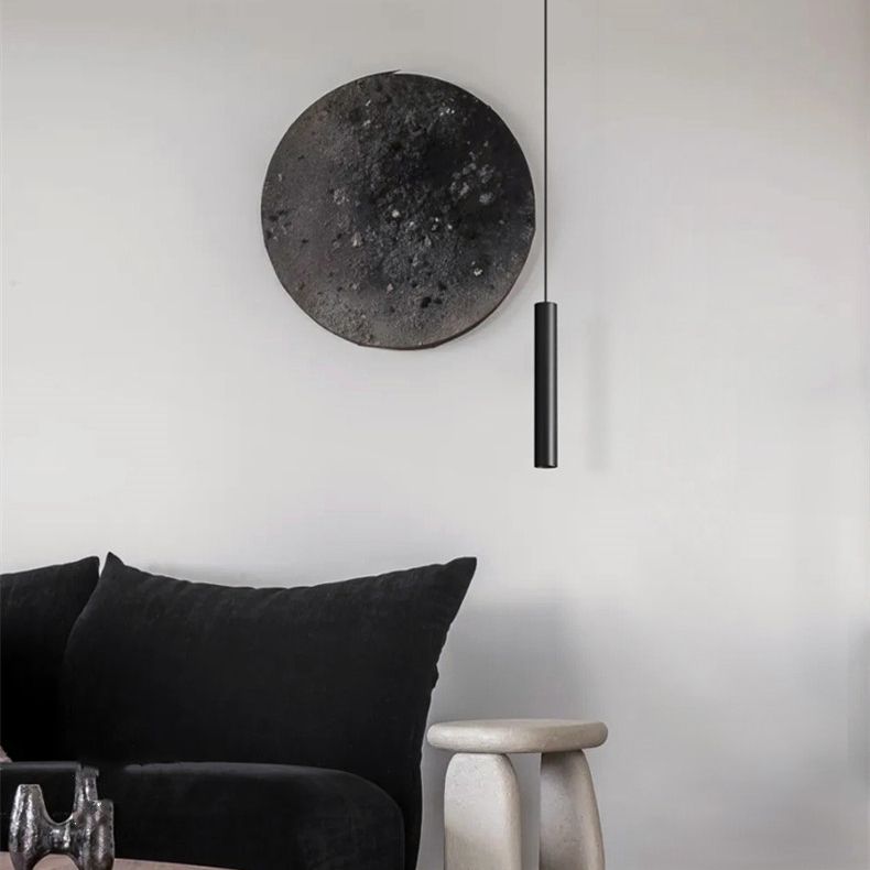 Freyza | Suspension noire – Cuisine et salle à manger minimalistes