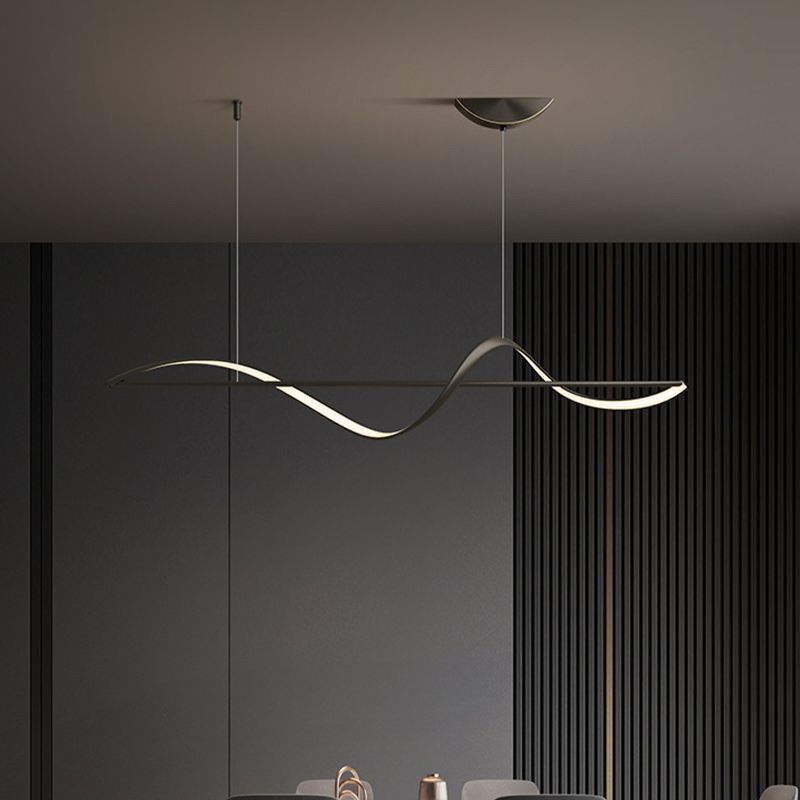 Freyza | Suspension Zelin Wave en laiton noir – Luminaire minimaliste pour cuisine et salle à manger