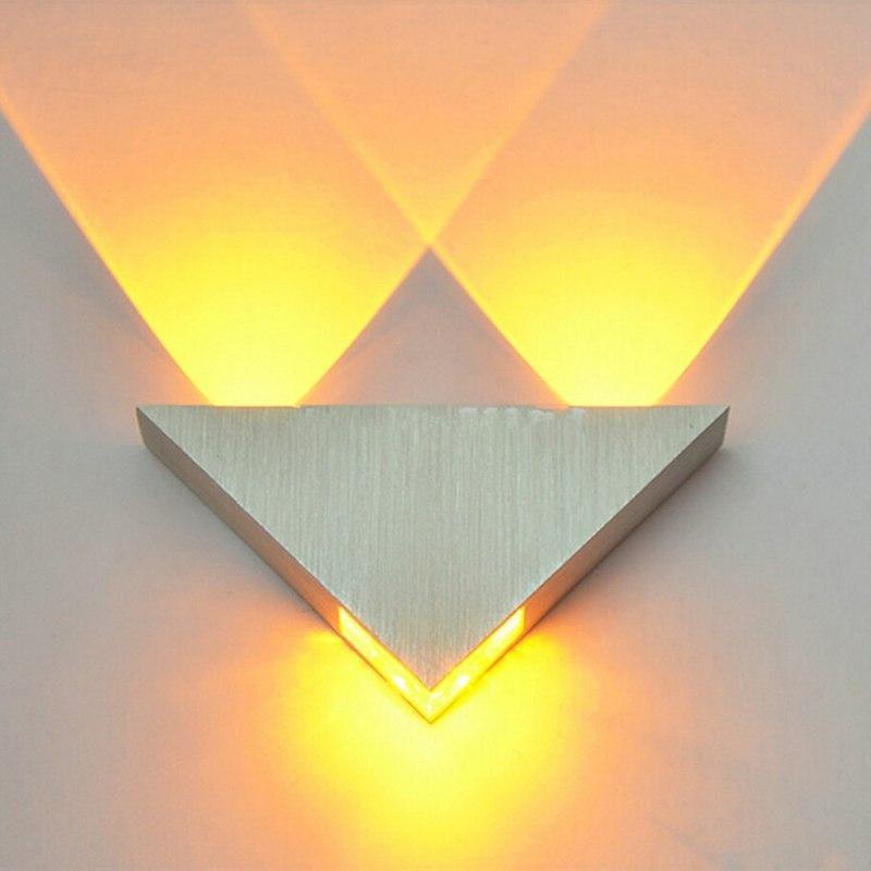 Freyza - Modern LED Triangle Wall Lamp