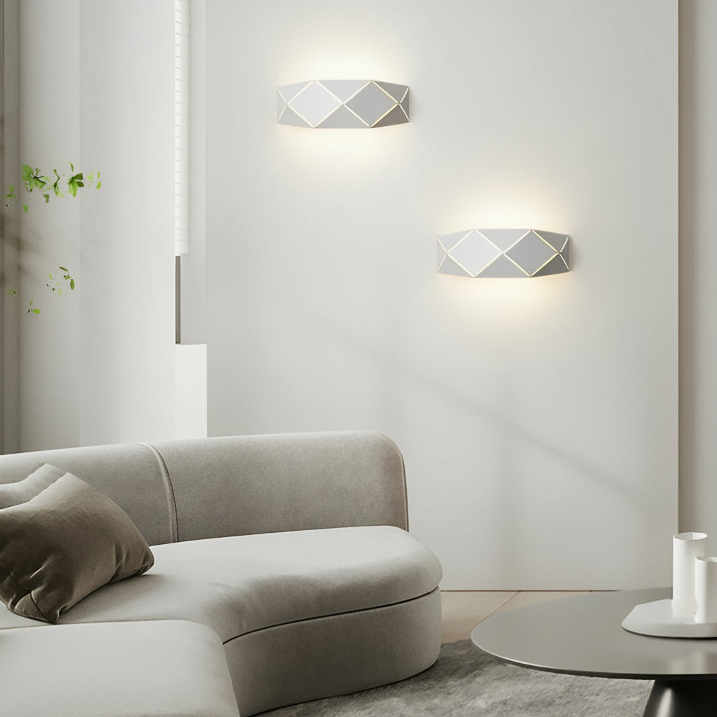 Freyza - LED Wall Sconce Light – Modern Minimalist Geometric Iron Acrylic (25x9cm / 9.8x3.5in)