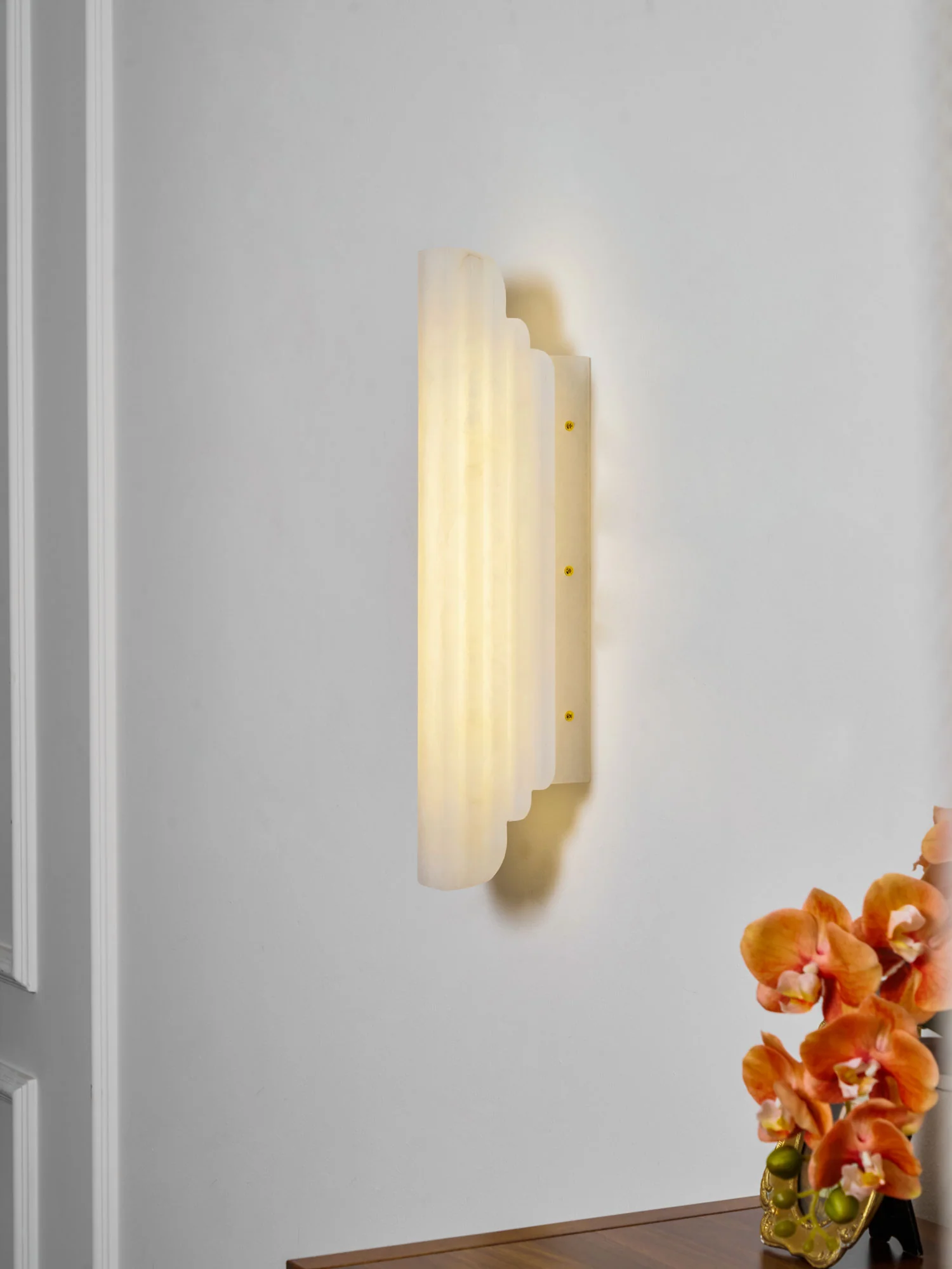 Freyza - Contemporary Alabaster Wall Sconce
