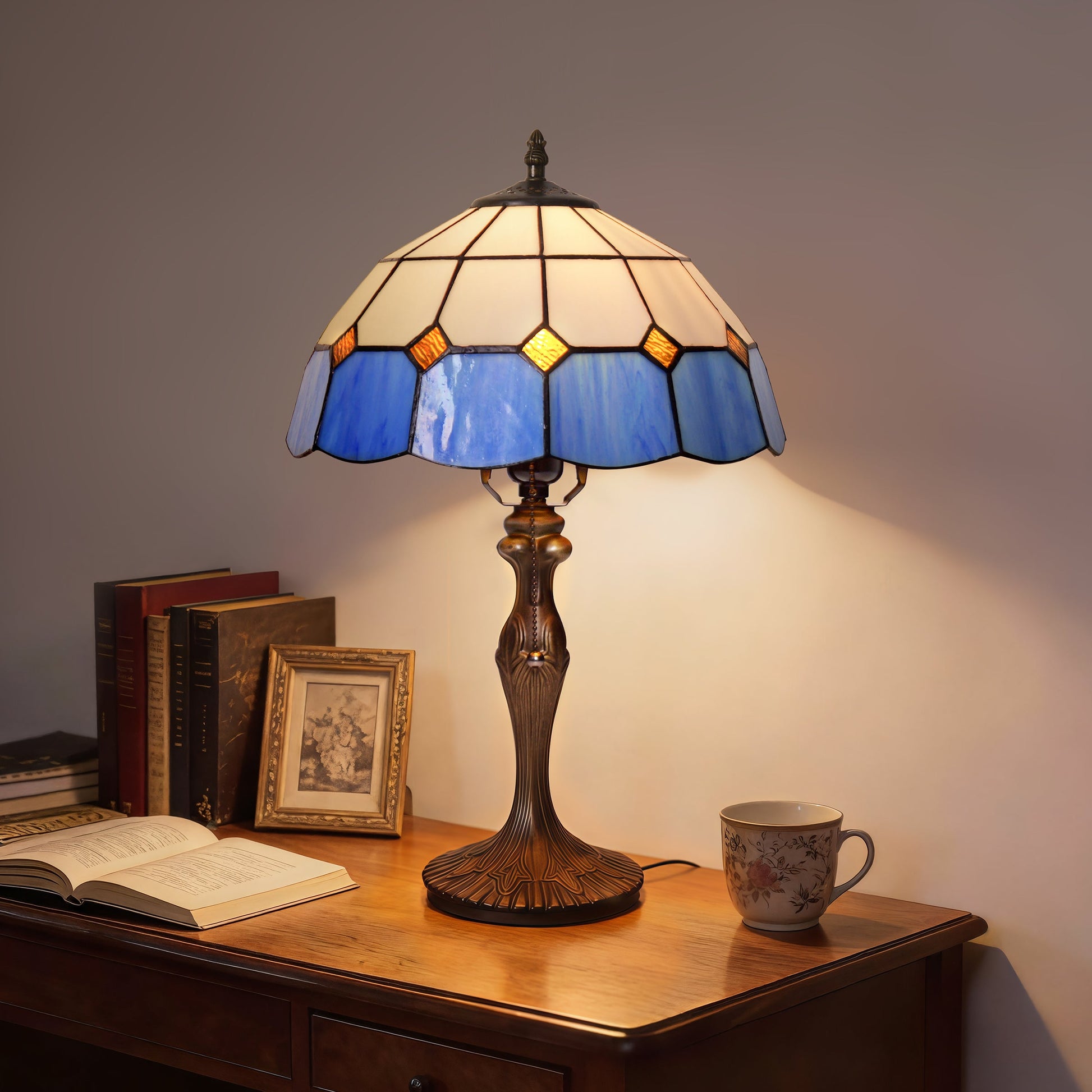 LuminaraCraft | Elegant Handcrafted Stained Glass Table Lamp 11
