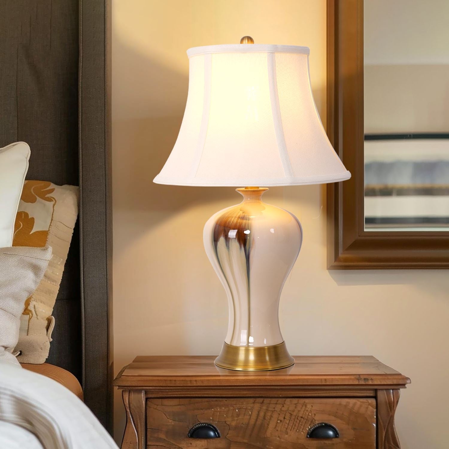 Ceramica | Elegant Black Gold Gradient Vase Table Lamp 1