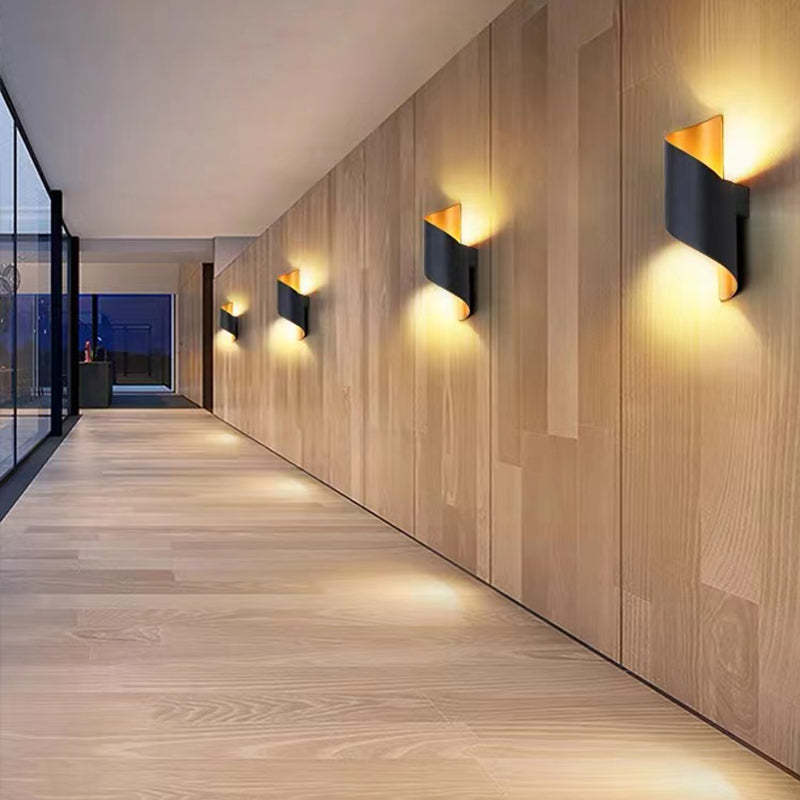 Freyza | Travin Modern Conch Black Gold Indoor Wall Light – Modern Bedroom Living Room