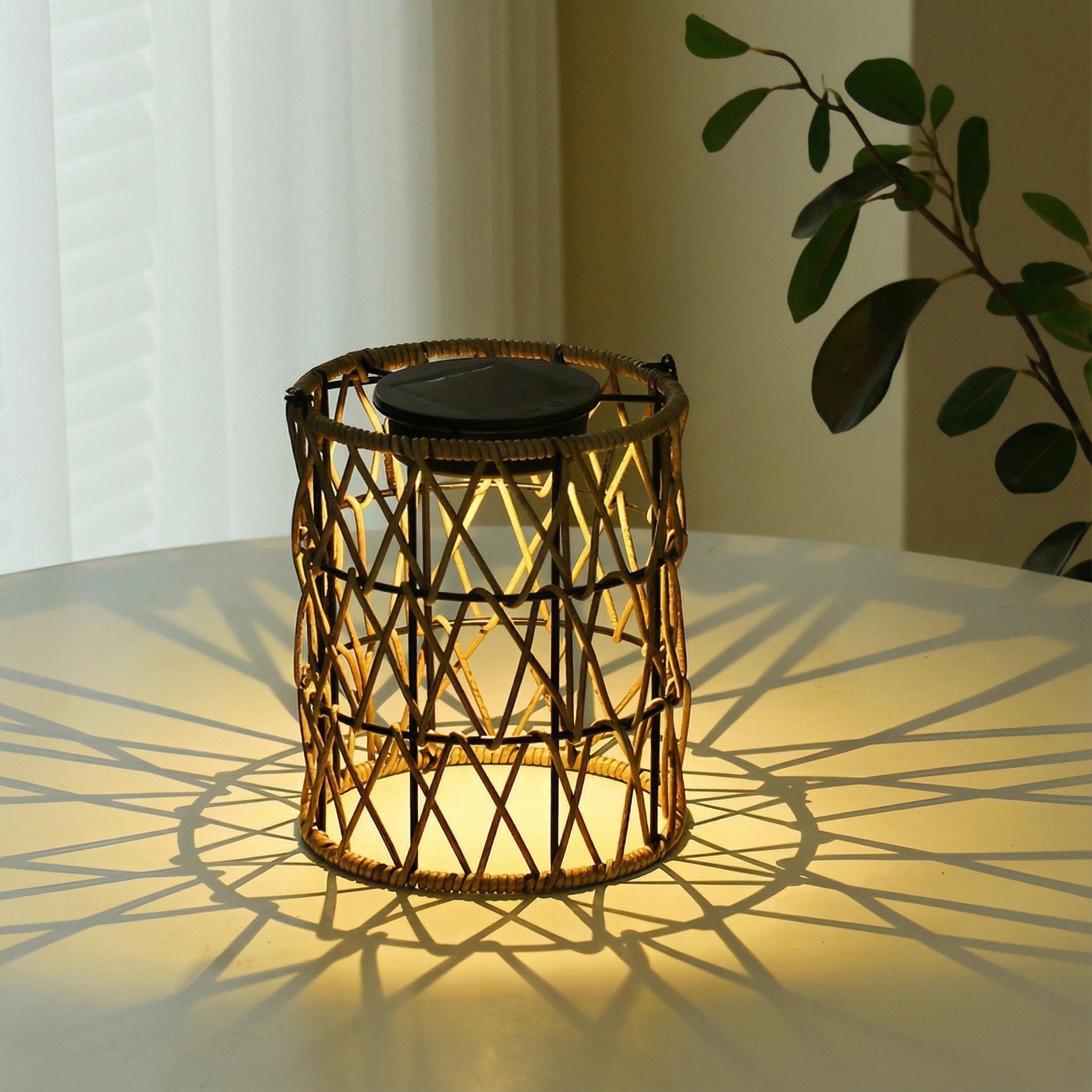 Freyza - Solar Lantern Garden Light Outdoor Waterproof LED Rattan 18cm