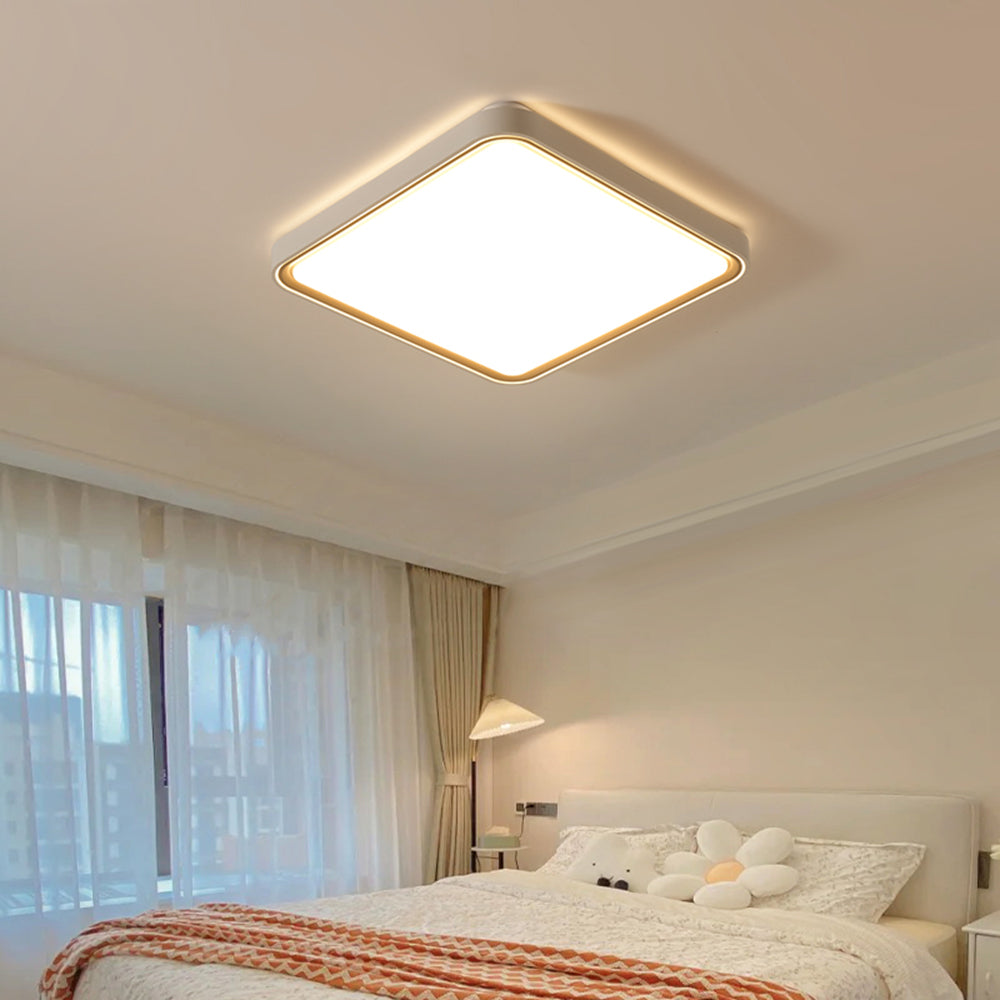 Freyza | Plafonnier doré discret – Chambre, couloir, cuisine minimalistes