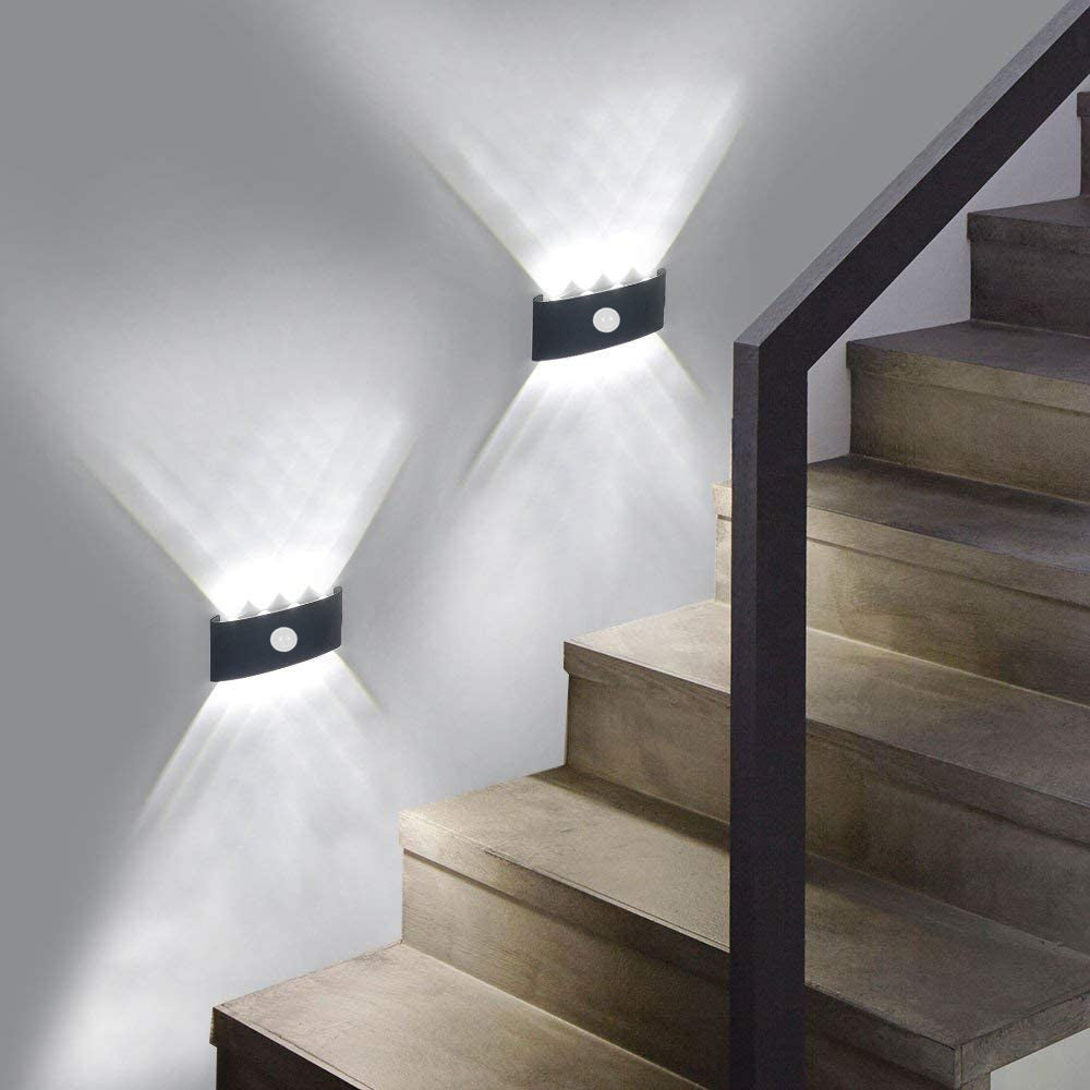 Freyza | Applique murale extérieure noire et blanche – Éclairage moderne pour jardin, porche et extérieur