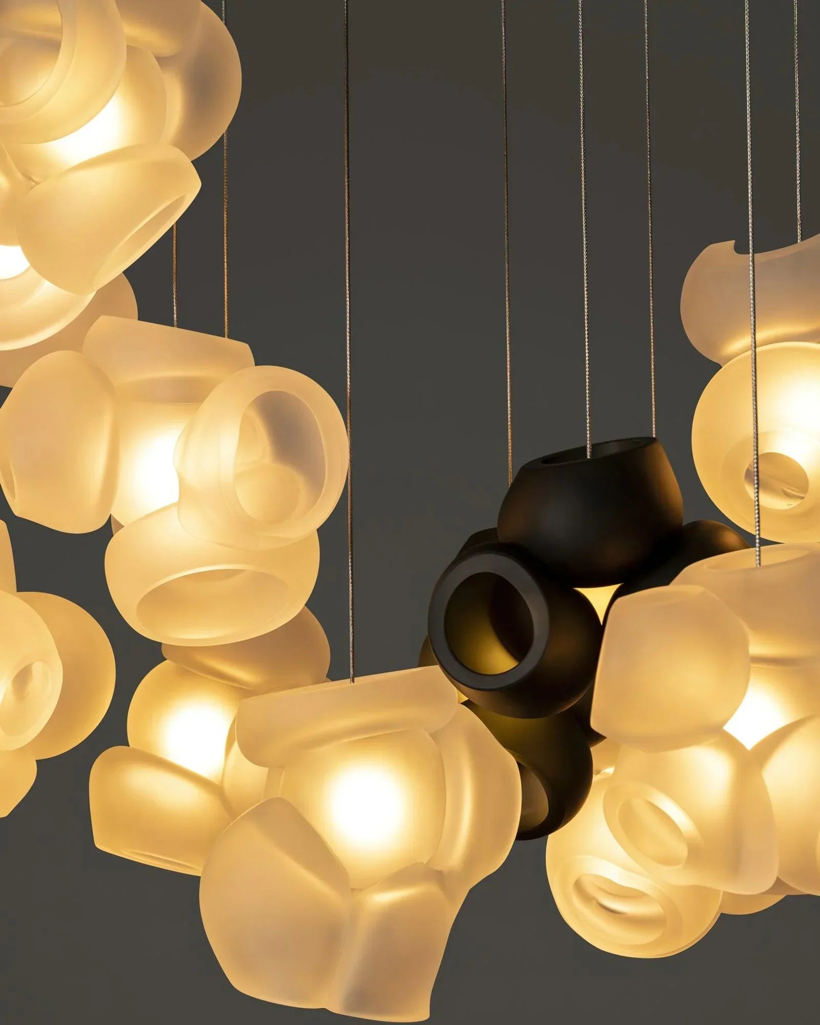 Freyza - Bubbles Cluster Pendant Light