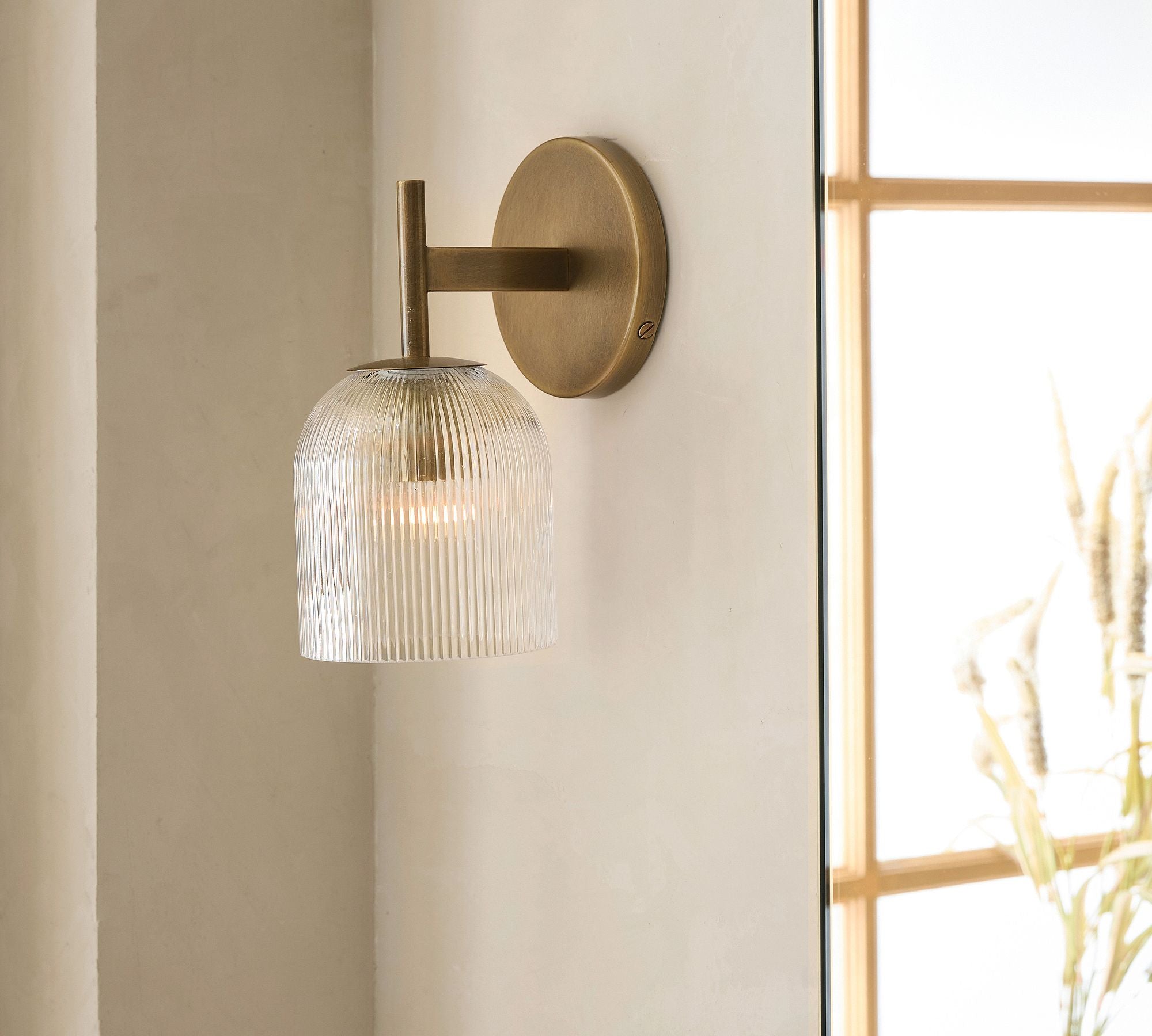 Freyza | Glass Wall Light – Bedroom Hallway