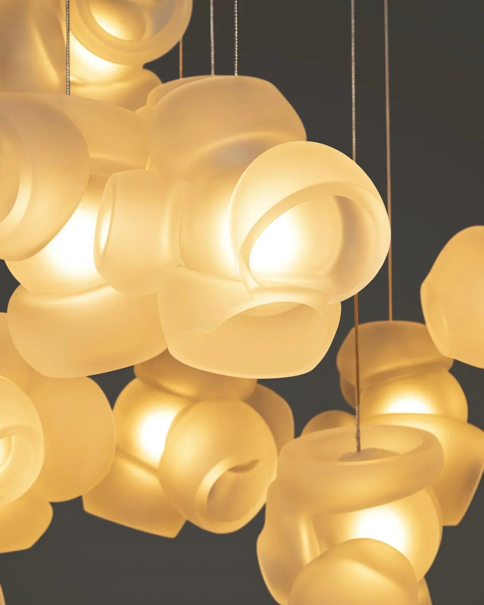 Freyza - Bubbles Cluster Pendant Light