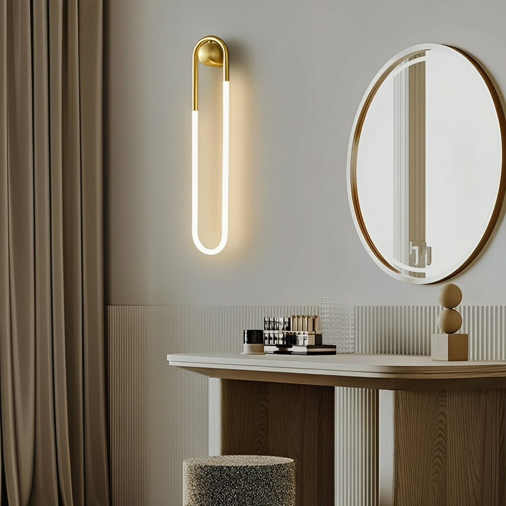 Freyza - Nordische Minimalistische Messing LED Wandleuchte – Lineare Nachttisch-Wandlampe (3-Farben Dimmbar)