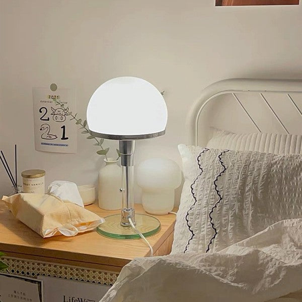 Lumosphere | Elegant Retro Industrial Table Lamp Design 2
