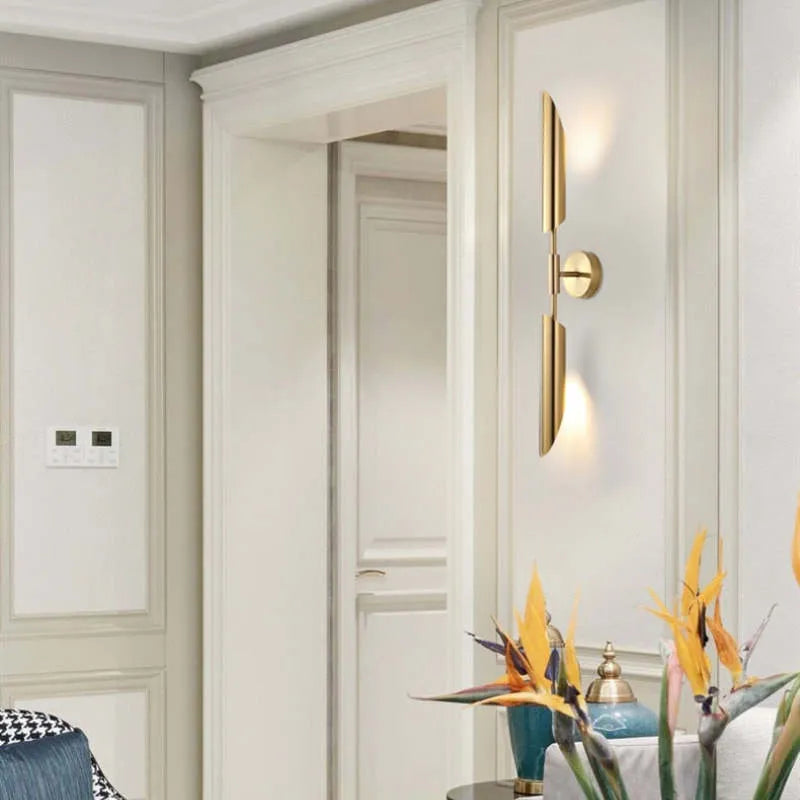 Freyza | Phira luxuriöse goldene Doppelkopf-Wandleuchte für den Innenbereich – Schlafzimmer, Wohnzimmer