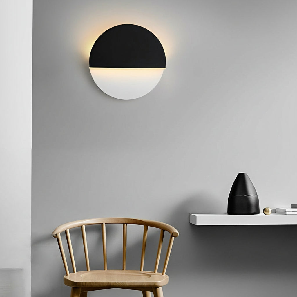Freyza - LED Wall Sconce – Circular 350° Rotatable Black Acrylic (Integrated LED & 23cm)