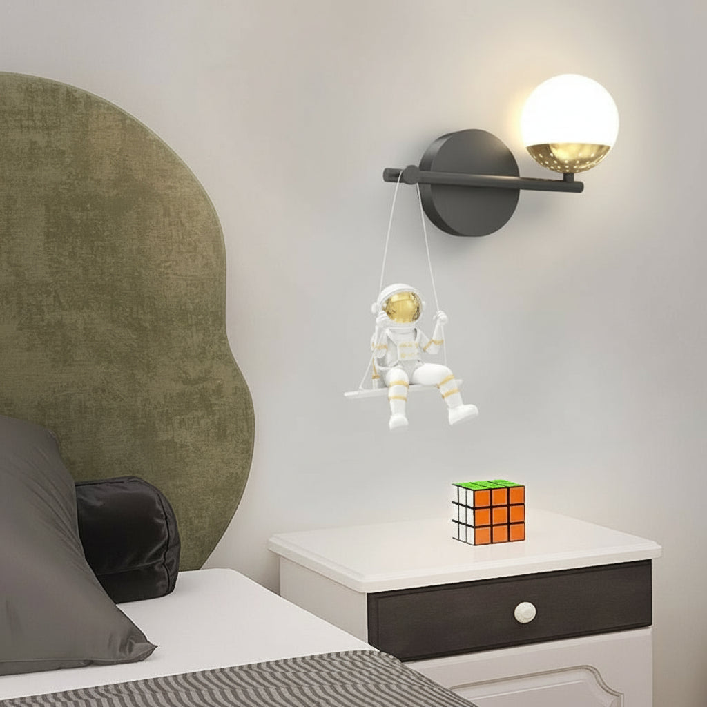 Freyza - LED Wall Sconce Light – Modern Astronaut Swing Resin Acrylic (32x22cm / 12.6x8.7in)