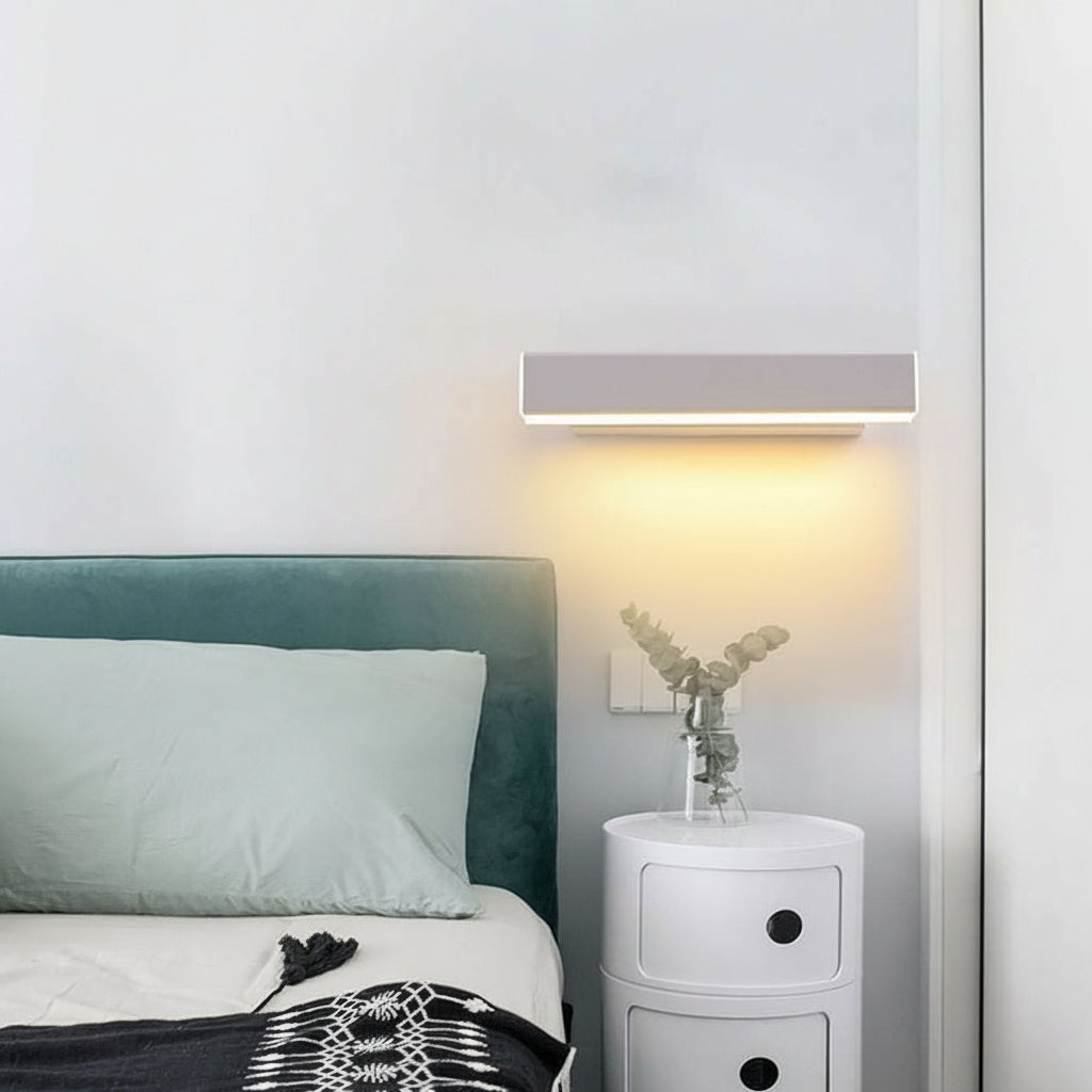 Freyza - Nordic 360° Rotatable LED Wall Sconce – Minimalist Aluminum Bedside Reading Light