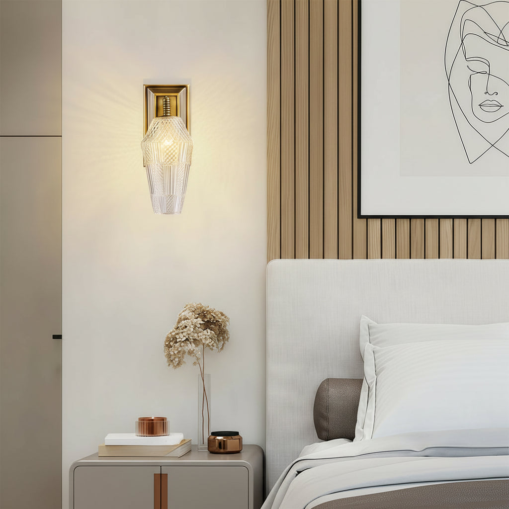 Freyza - LED Wall Sconce – French Retro Brass Textured Glass G9 (15x11x28cm)