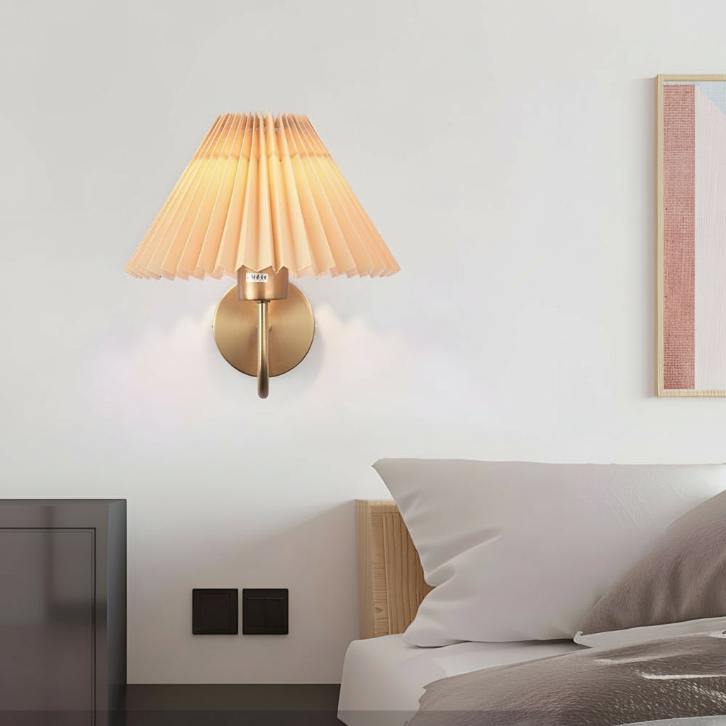 Freyza - LED Wall Sconce Light – Vintage Metallic Armed Pleated Fabric Shade (36x14cm / 14.2x5.5in)
