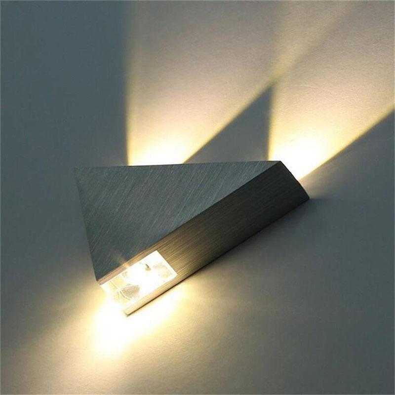 Freyza - Modern LED Triangle Wall Lamp