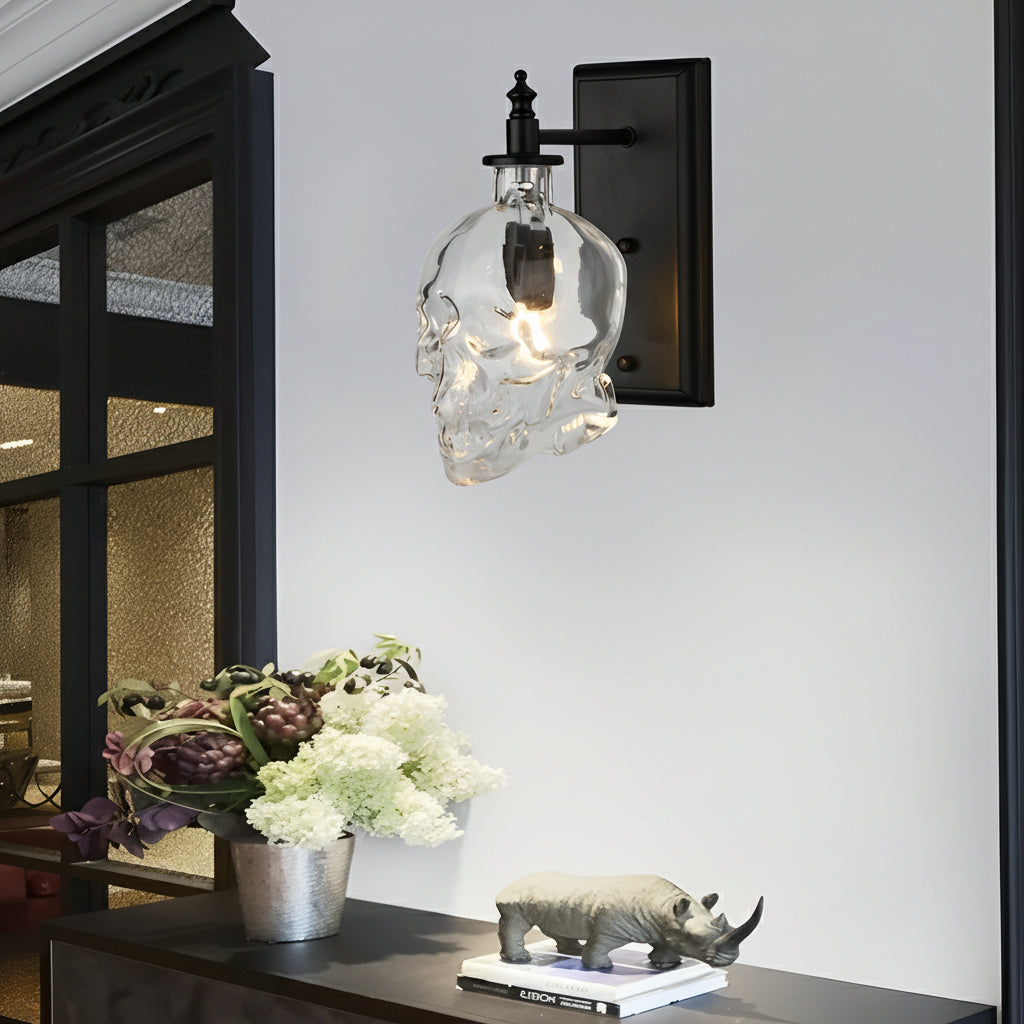 Freyza - Gothic Glass Skull Wall Sconce – Industrial Retro Iron Wall Lamp & Art Decor (E14)