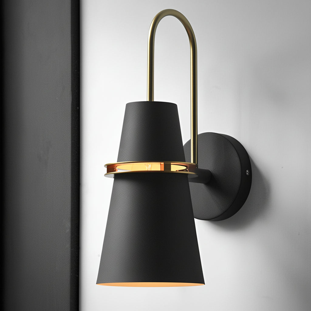 Freyza - Moderne nordische kreative Eisen-Wandleuchte – Minimalistische matte Metall-Wandlampe (E26/E27)