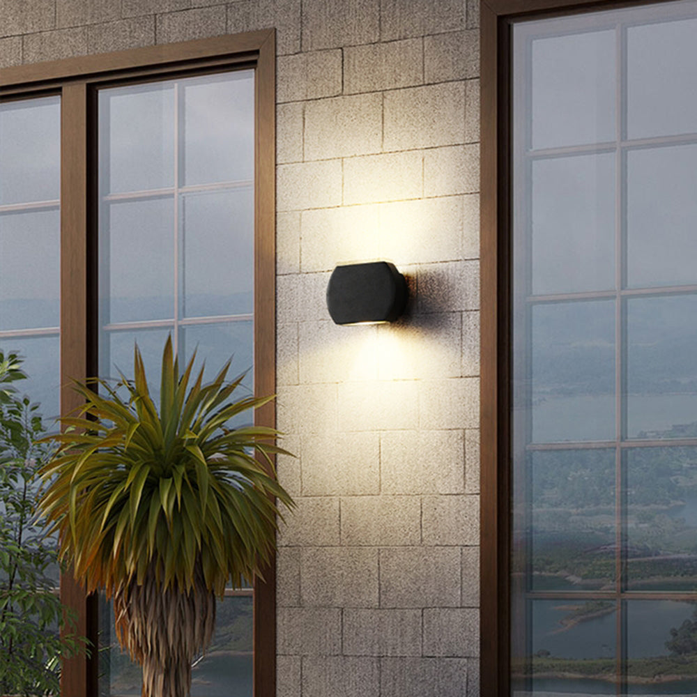 Freyza | Applique murale extérieure noire – Éclairage minimaliste pour jardin, porche et extérieur
