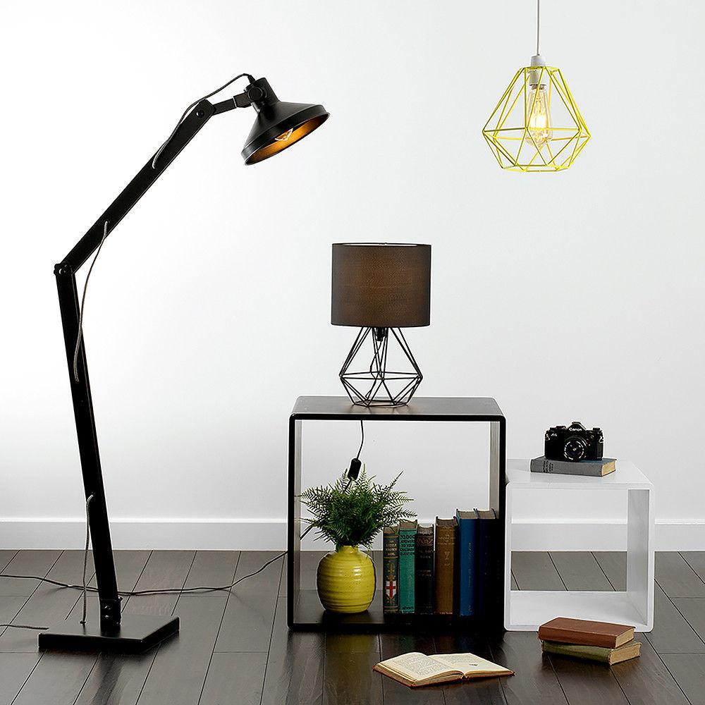 Freyza - Duka - Geometric Frame Lamp
