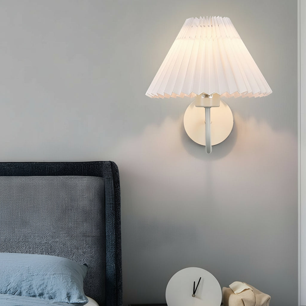 Freyza - LED Wall Sconce Light – Vintage Metallic Armed Pleated Fabric Shade (36x14cm / 14.2x5.5in)