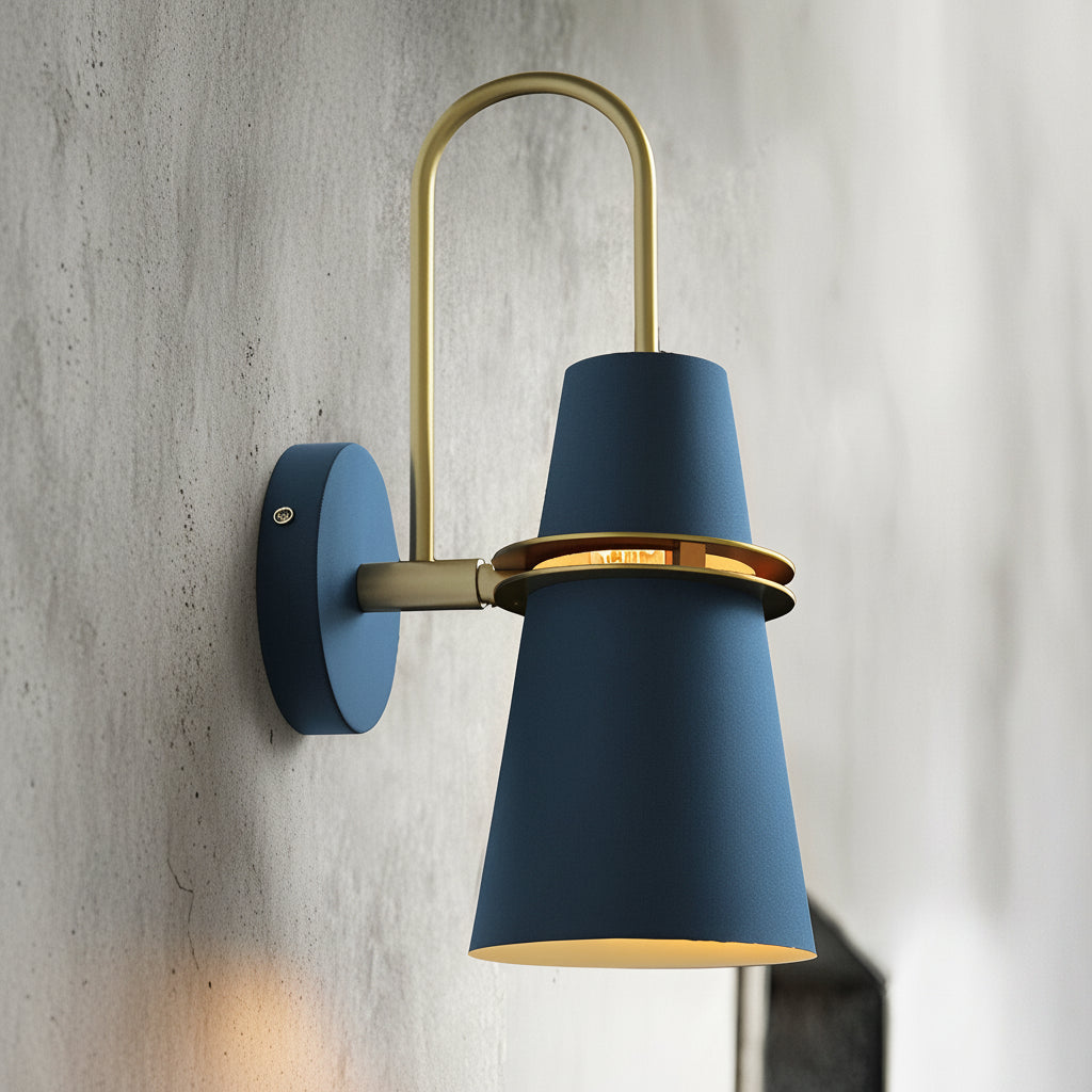 Freyza - Moderne nordische kreative Eisen-Wandleuchte – Minimalistische matte Metall-Wandlampe (E26/E27)