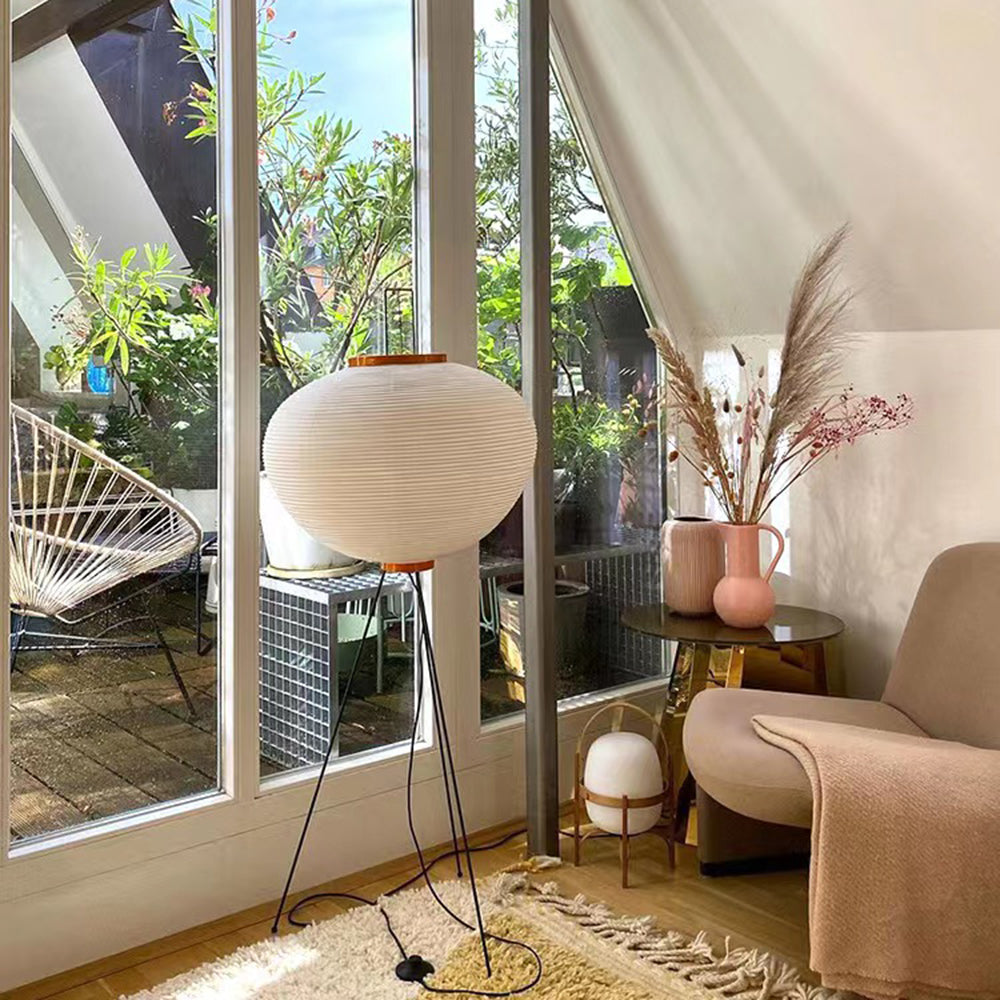 Freyza | Lampadaire blanc – Salon et chambre minimalistes