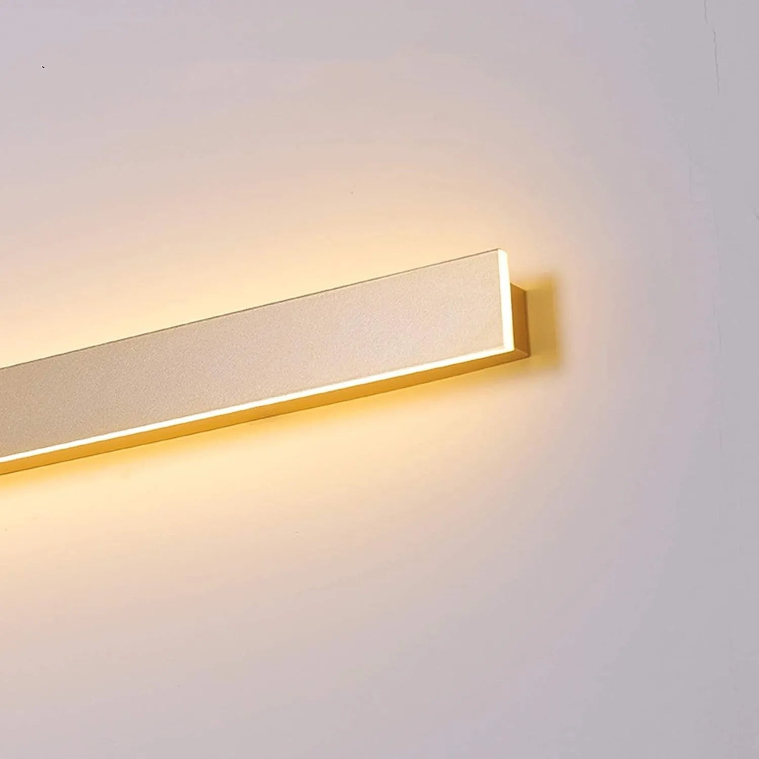 Freyza | Gravo minimalistische lineare schwarze goldene Innenwandleuchte – minimalistisches Schlafzimmer, Wohnzimmer