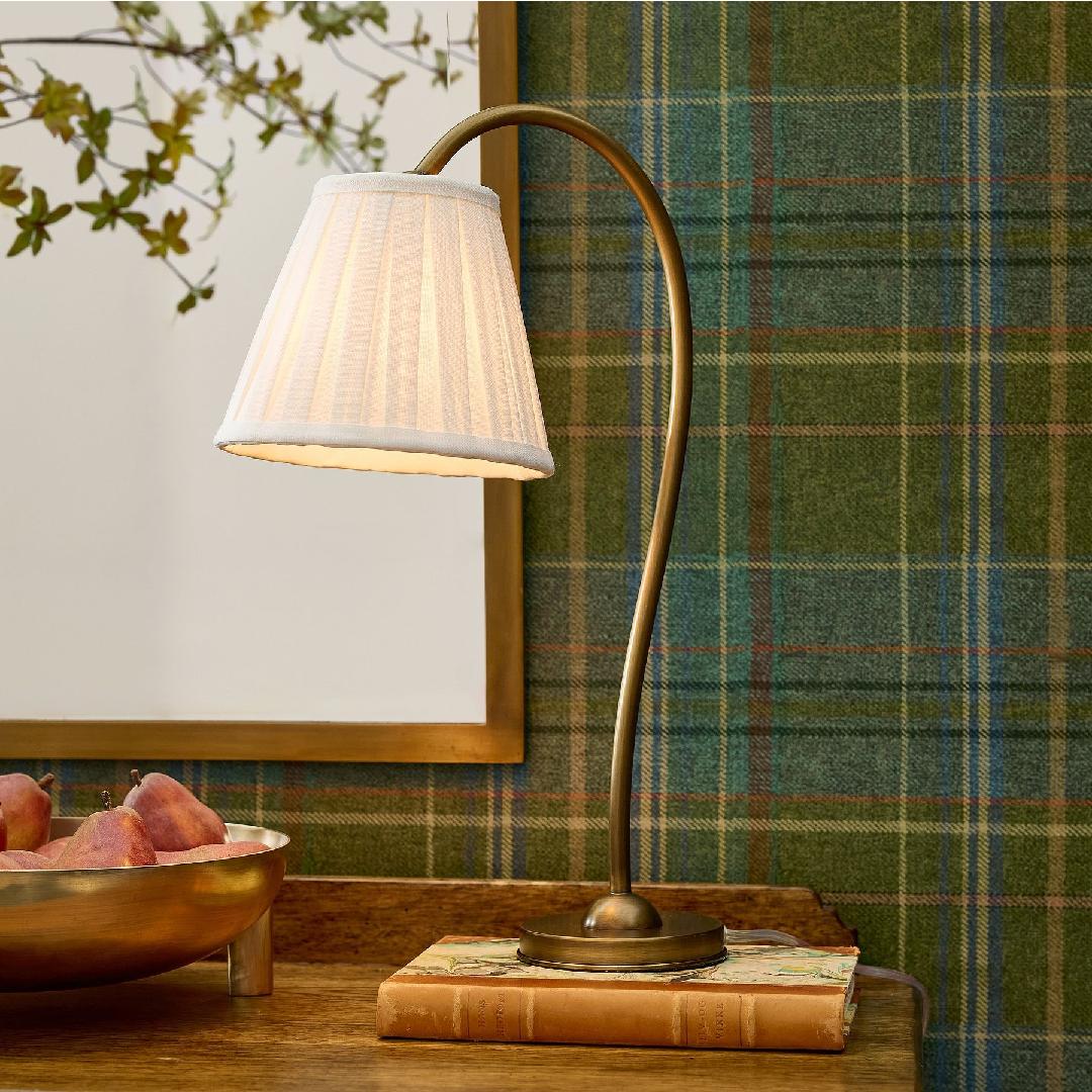 Freyza | Grace Messing Leinenlampenschirm Tischlampe