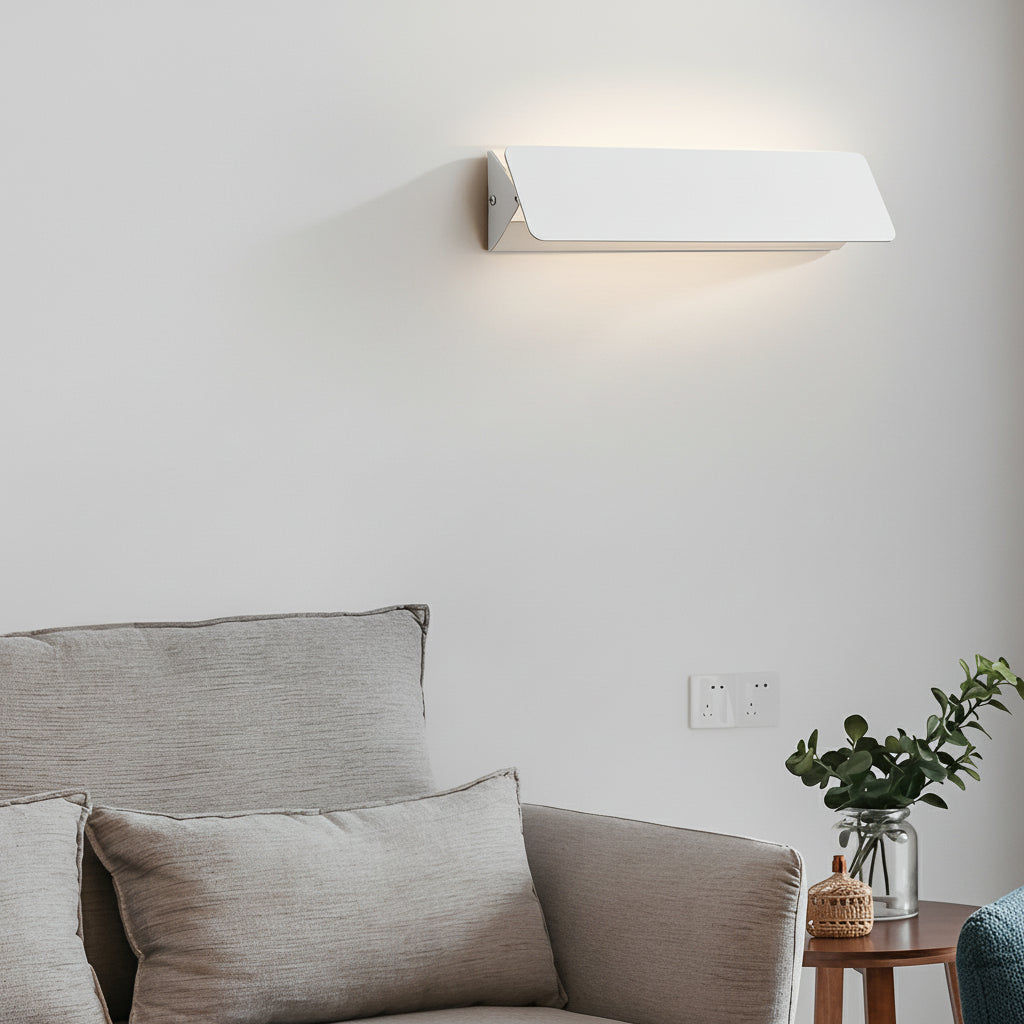 Freyza - Nordic Linear LED Wall Sconce – 270° Rotatable Adjustable Light (White Aluminum)