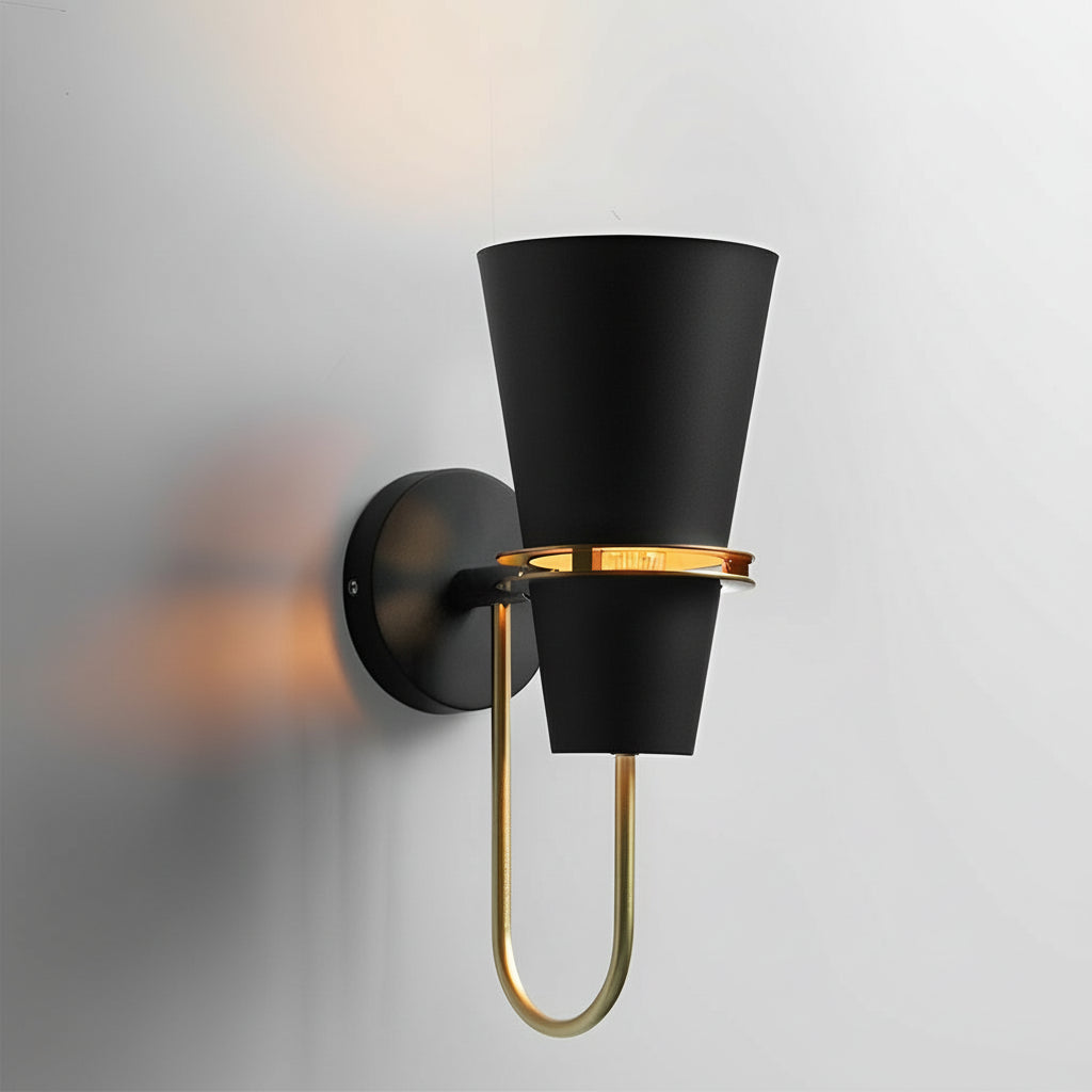 Freyza - Moderne nordische kreative Eisen-Wandleuchte – Minimalistische matte Metall-Wandlampe (E26/E27)