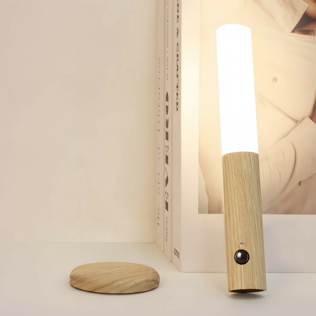 Freyza - LED Night Light Wall Sconce – Wood Motion Sensor Magnetic USB Rechargeable (18x2.5cm / 7.1x1in)