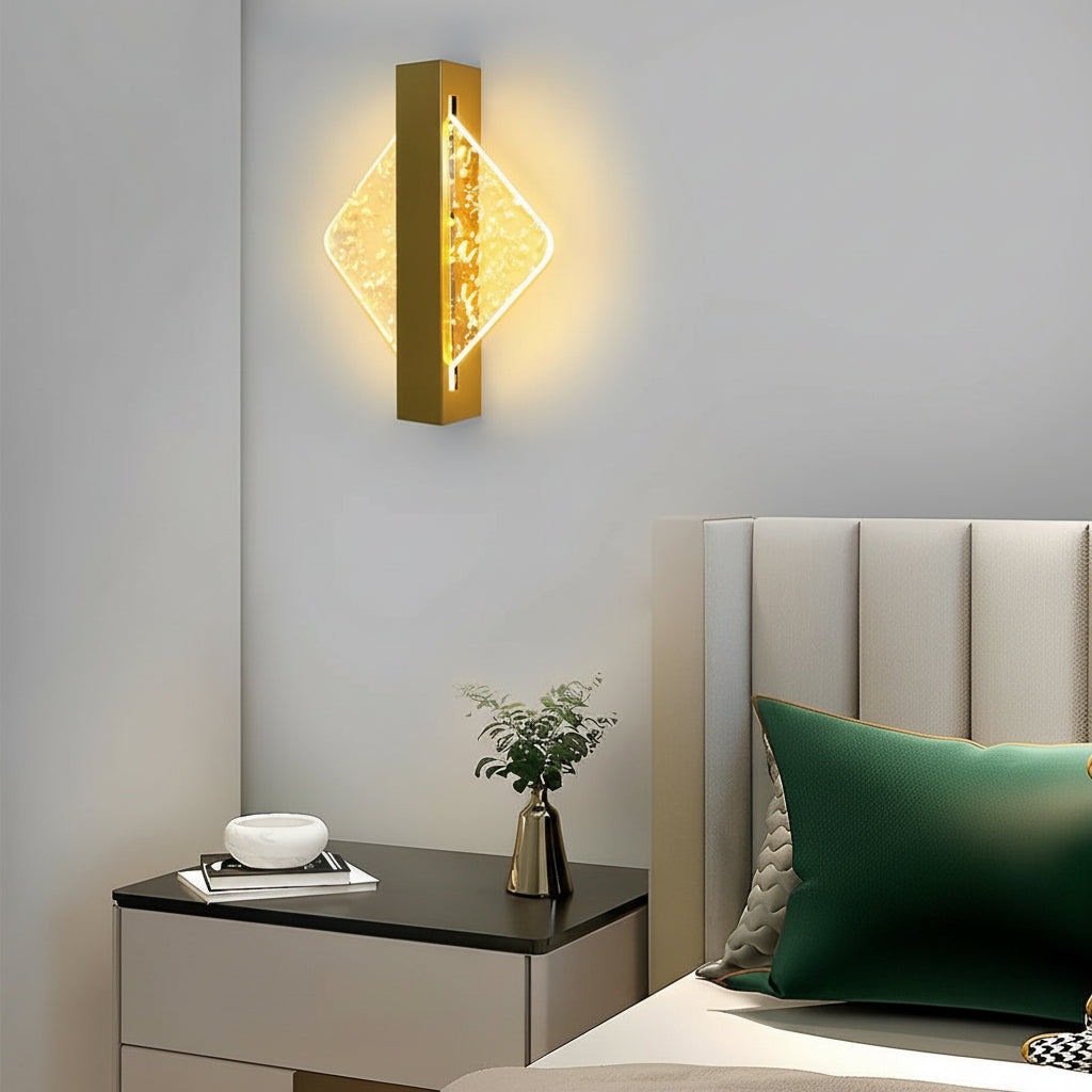 Freyza - LED Wall Sconce Light – Modern Nordic Geometric Acrylic Bedside (25x20cm / 9.8x7.9in)