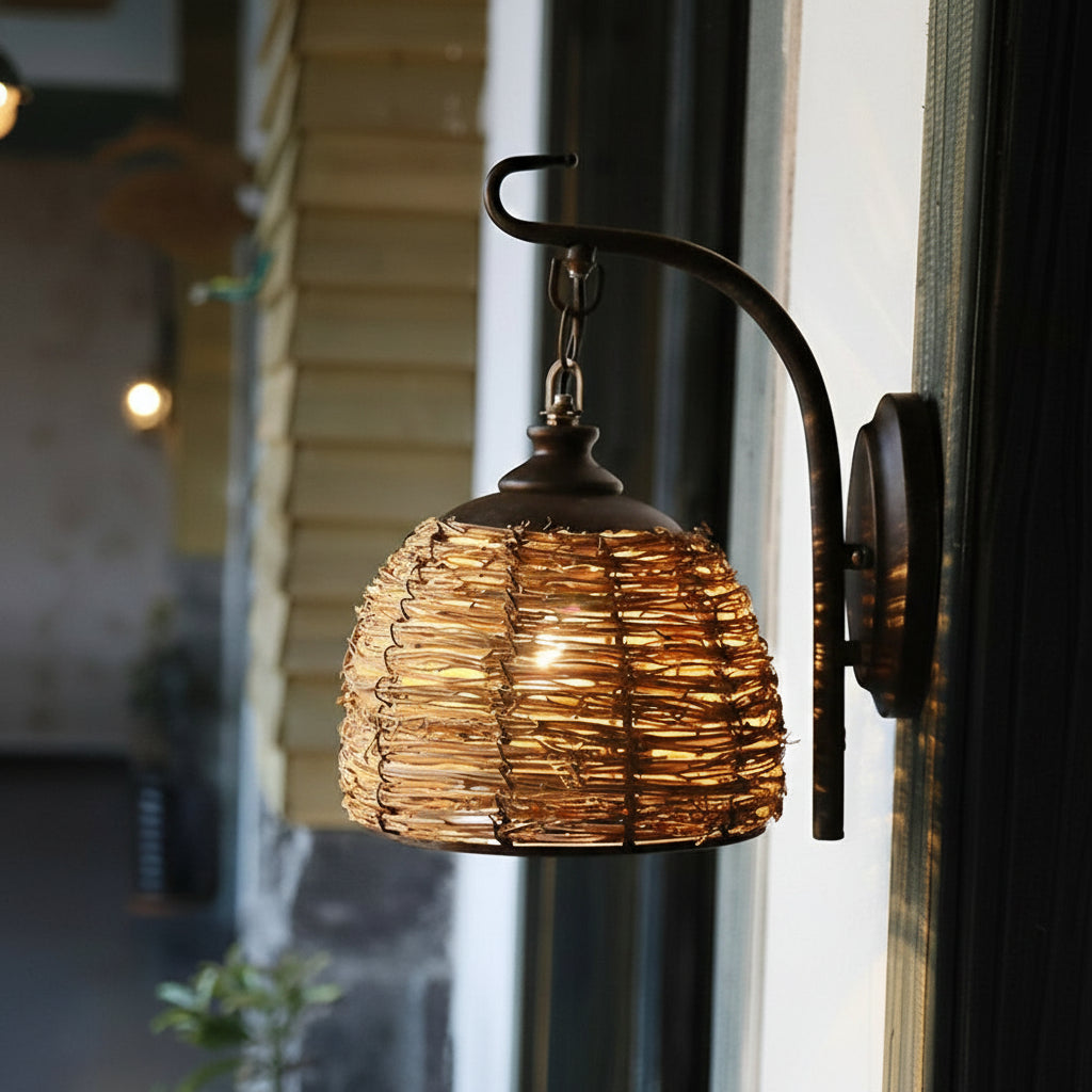Freyza - LED Wall Sconce Light – Boho Hand-Woven Rattan Iron (33x20cm / 13.0x8.0in)