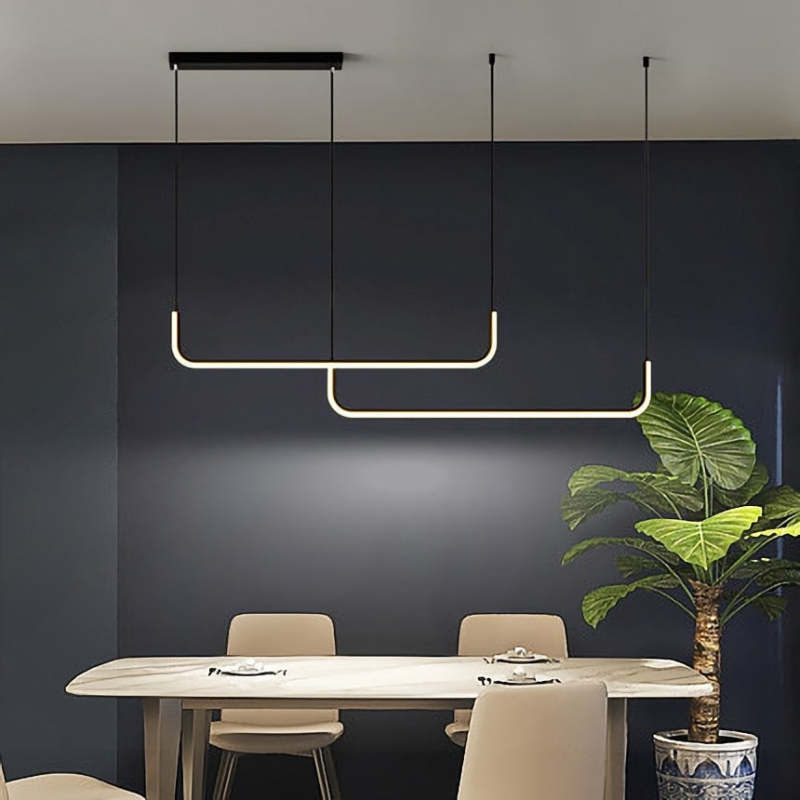 Freyza | Suspension linéaire moderne noire et dorée – Cuisine et salle à manger modernes