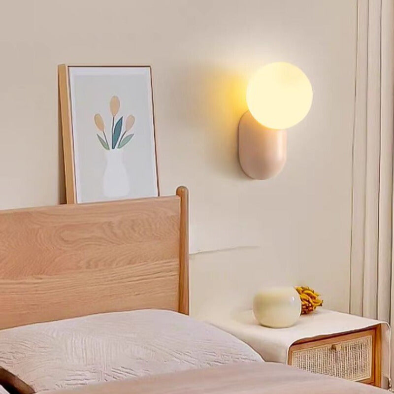 Freyza | Applique murale d’intérieur moderne Valentina en verre et résine avec LED – Chambre et salon modernes