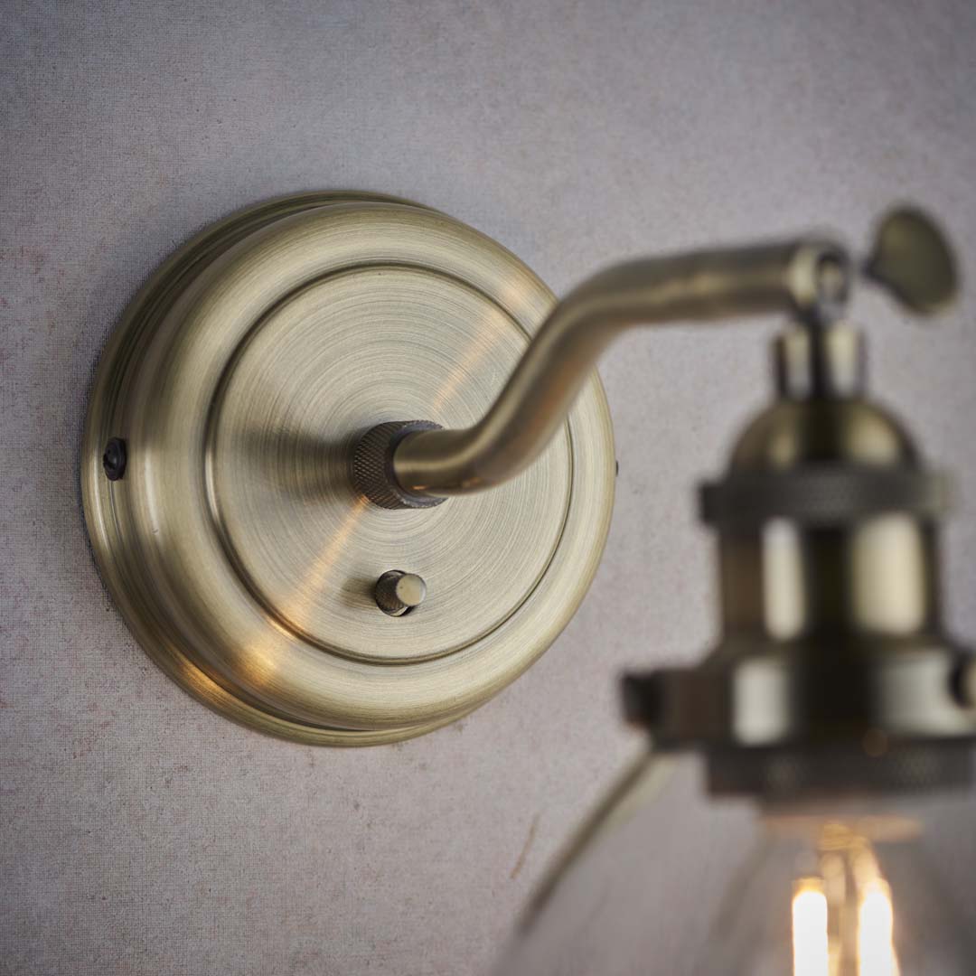 Freyza - Hansen Wall Light Antique Brass